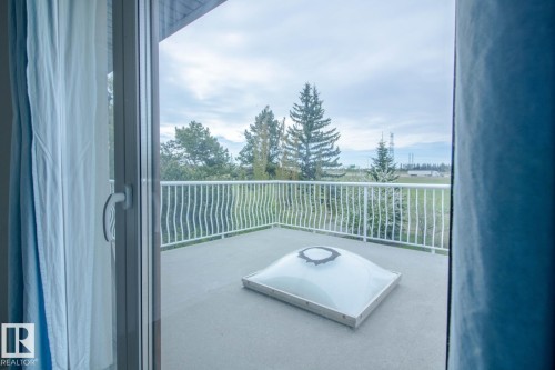 7007 10 Avenue, Edmonton, AB - Outdoor With Balcony