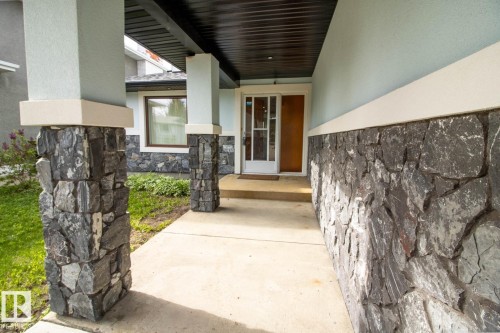 7007 10 Avenue, Edmonton, AB - Outdoor