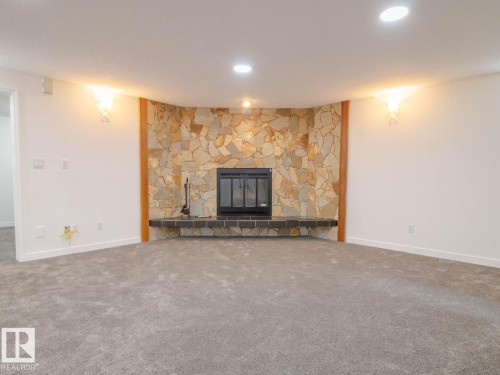 7007 10 Avenue, Edmonton, AB - Indoor With Fireplace