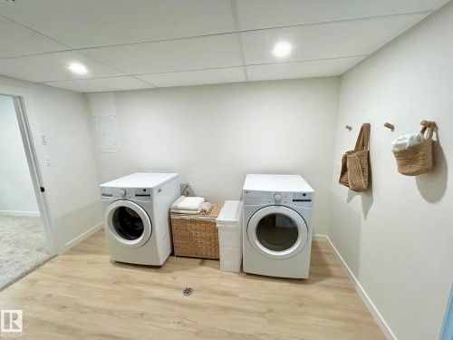 8516 64 Avenue, Edmonton, AB - Indoor Photo Showing Laundry Room