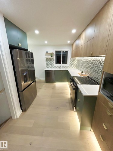 8516 64 Avenue, Edmonton, AB - Indoor Photo Showing Other Room