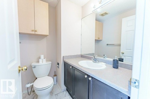 2920 30 Street, Edmonton, AB - Indoor Photo Showing Bathroom
