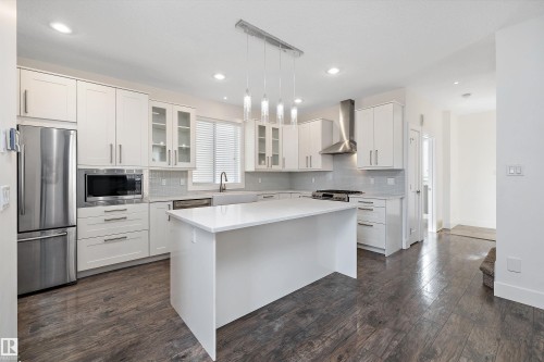 14026 101A Avenue, Edmonton, AB - Indoor Photo Showing Kitchen With Upgraded Kitchen