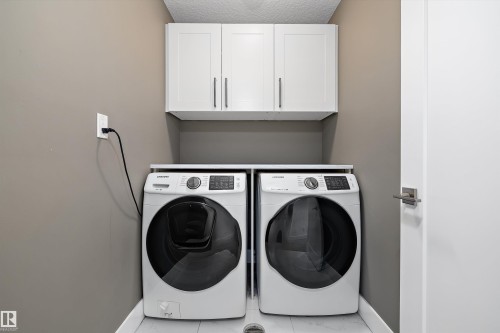 14026 101A Avenue, Edmonton, AB - Indoor Photo Showing Laundry Room