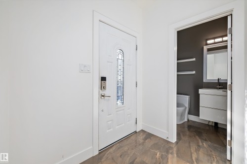 14026 101A Avenue, Edmonton, AB - Indoor Photo Showing Other Room