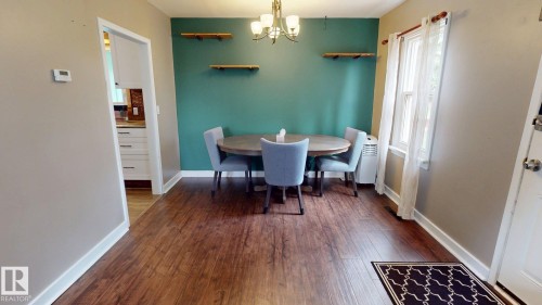 55268 Range Road 212, Rural Strathcona County, AB - Indoor Photo Showing Dining Room