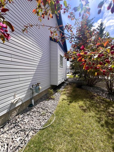 36 3003 34 Avenue, Edmonton, AB - Outdoor