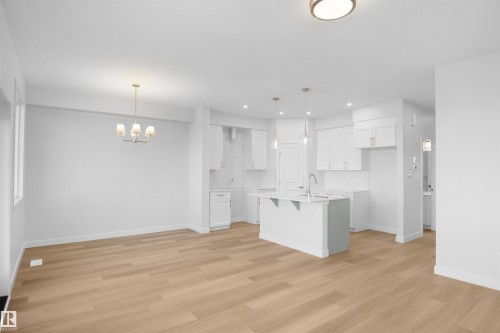 1171 South Creek Wynd, Stony Plain, AB - Indoor Photo Showing Kitchen