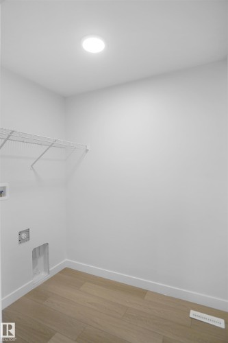 1171 South Creek Wynd, Stony Plain, AB - Indoor With Storage