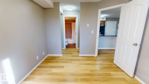 116 11808 22 Avenue Sw, Edmonton, AB - Indoor Photo Showing Other Room