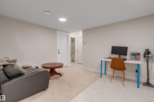 22916 95 Avenue, Edmonton, AB - Indoor