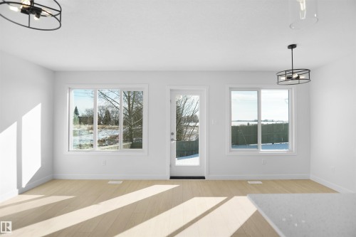 8891 Carson Way, Edmonton, AB - Indoor