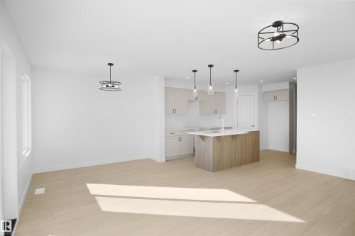 8891 Carson Way, Edmonton, AB - Indoor Photo Showing Kitchen