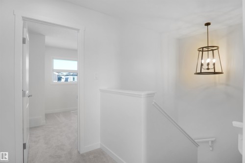 8891 Carson Way, Edmonton, AB - Indoor Photo Showing Other Room