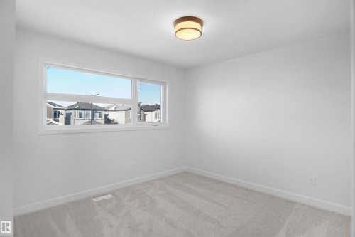 8891 Carson Way, Edmonton, AB - Indoor Photo Showing Other Room