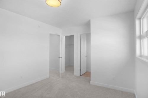 8891 Carson Way, Edmonton, AB - Indoor Photo Showing Other Room