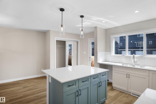 19453 22 Avenue, Edmonton, AB - Indoor Photo Showing Kitchen With Upgraded Kitchen