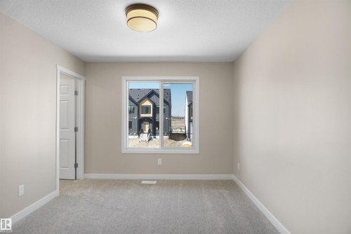 19453 22 Avenue, Edmonton, AB - Indoor Photo Showing Other Room
