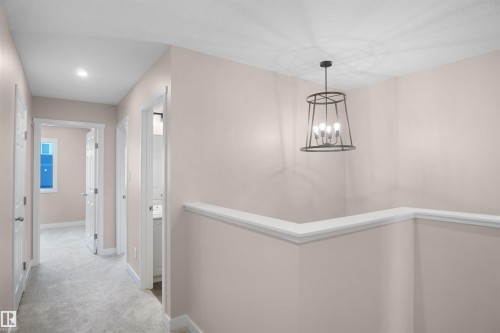 19453 22 Avenue, Edmonton, AB - Indoor Photo Showing Other Room