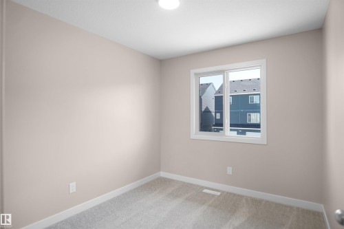 19453 22 Avenue, Edmonton, AB - Indoor Photo Showing Other Room