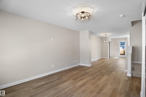 19453 22 Avenue, Edmonton, AB - Indoor Photo Showing Other Room