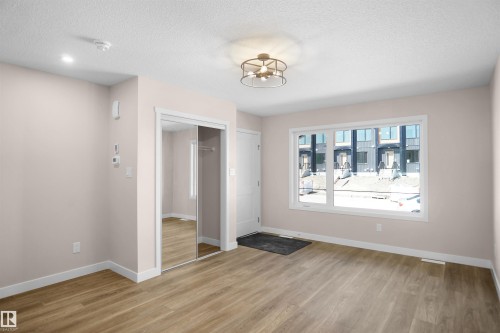 19453 22 Avenue, Edmonton, AB - Indoor Photo Showing Other Room