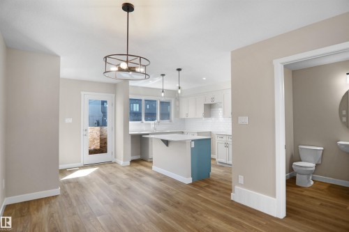 19453 22 Avenue, Edmonton, AB - Indoor Photo Showing Kitchen
