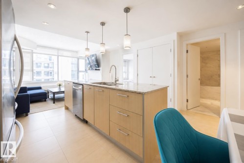 504 2612 109 Street, Edmonton, AB - Indoor Photo Showing Kitchen