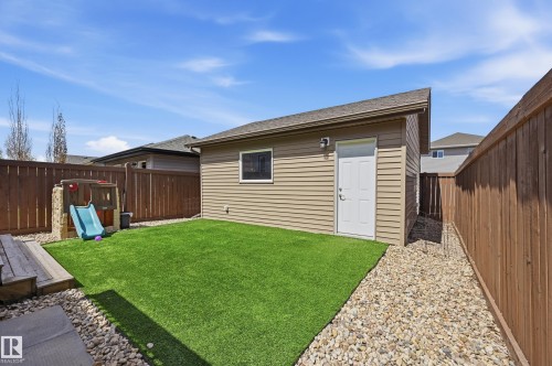 Detached garage with horizontal siding - 3457 Cutler Crescent, Edmonton, AB - Outdoor