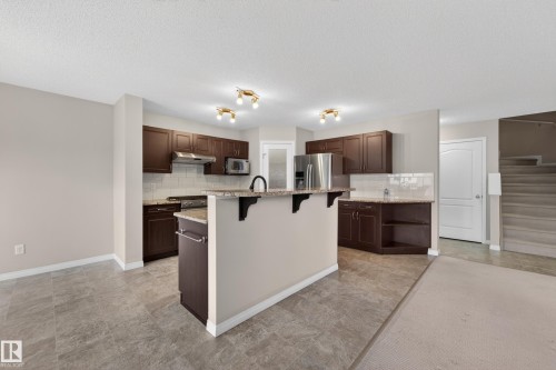 1731 55 Street, Edmonton, AB - Indoor Photo Showing Kitchen