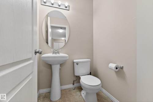 1731 55 Street, Edmonton, AB - Indoor Photo Showing Bathroom