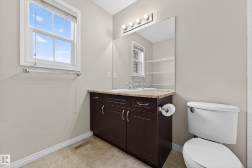 1731 55 Street, Edmonton, AB - Indoor Photo Showing Bathroom