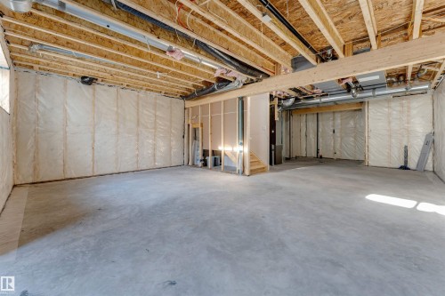 9231 Gilbert Crescent, Edmonton, AB - Indoor Photo Showing Basement