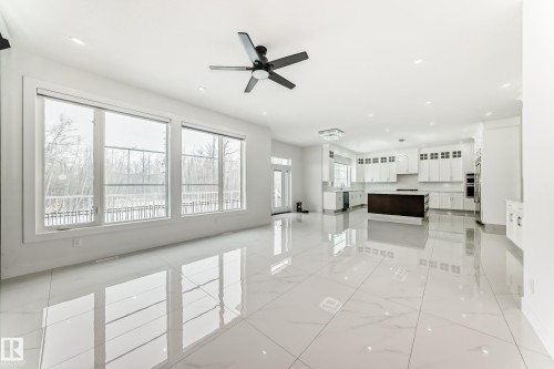 340 33 Ave, Edmonton, AB - Indoor Photo Showing Other Room