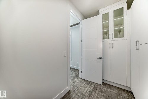 340 33 Ave, Edmonton, AB - Indoor Photo Showing Other Room
