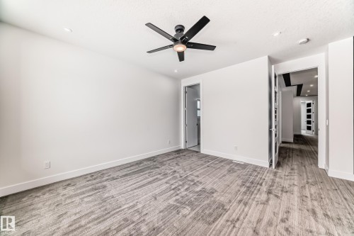 340 33 Ave, Edmonton, AB - Indoor Photo Showing Other Room
