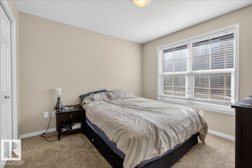 33 4029 Orchards Drive, Edmonton, AB - Indoor Photo Showing Bedroom