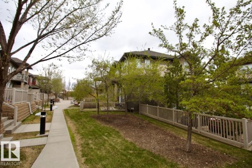 33 4029 Orchards Drive, Edmonton, AB - Outdoor
