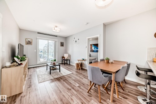 208 812 Welsh Drive, Edmonton, AB - Indoor Photo Showing Dining Room