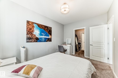 208 812 Welsh Drive, Edmonton, AB - Indoor Photo Showing Bedroom