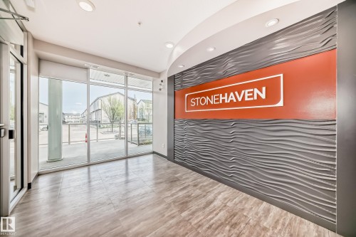 208 812 Welsh Drive, Edmonton, AB - Indoor Photo Showing Other Room