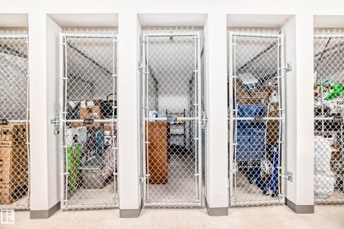 208 812 Welsh Drive, Edmonton, AB -  With Exterior