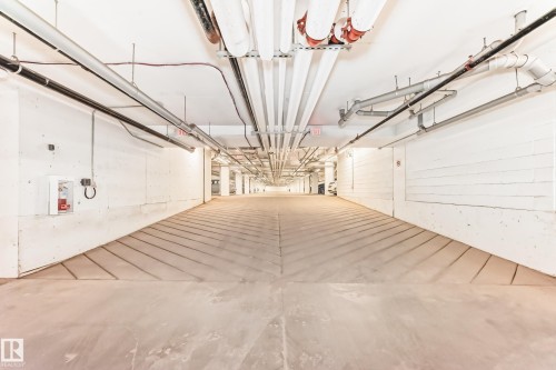 208 812 Welsh Drive, Edmonton, AB - Indoor