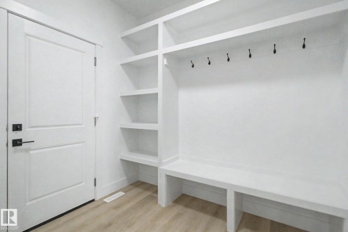 3287 Chernowski Way, Edmonton, AB - Indoor