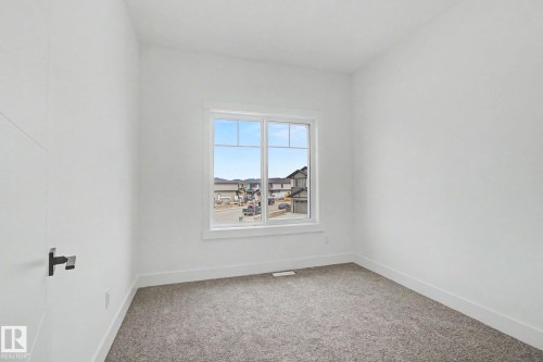 3287 Chernowski Way, Edmonton, AB - Indoor Photo Showing Other Room