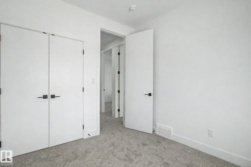 3287 Chernowski Way, Edmonton, AB - Indoor Photo Showing Other Room