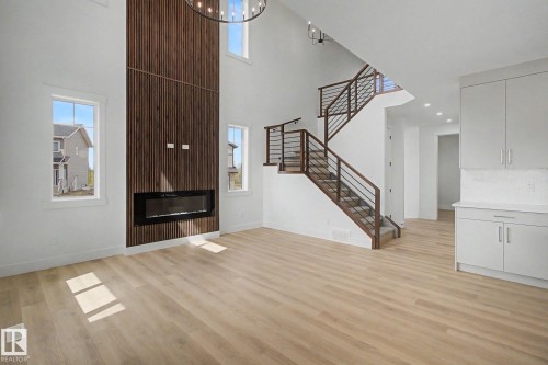 3287 Chernowski Way, Edmonton, AB - Indoor