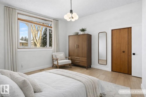 10629 79 Street, Edmonton, AB - Indoor Photo Showing Bedroom