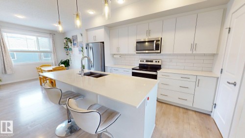 2093 Maple Road, Edmonton, AB - Indoor Photo Showing Kitchen With Double Sink With Upgraded Kitchen
