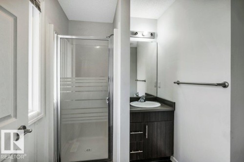 2813 18A Avenue, Edmonton, AB 